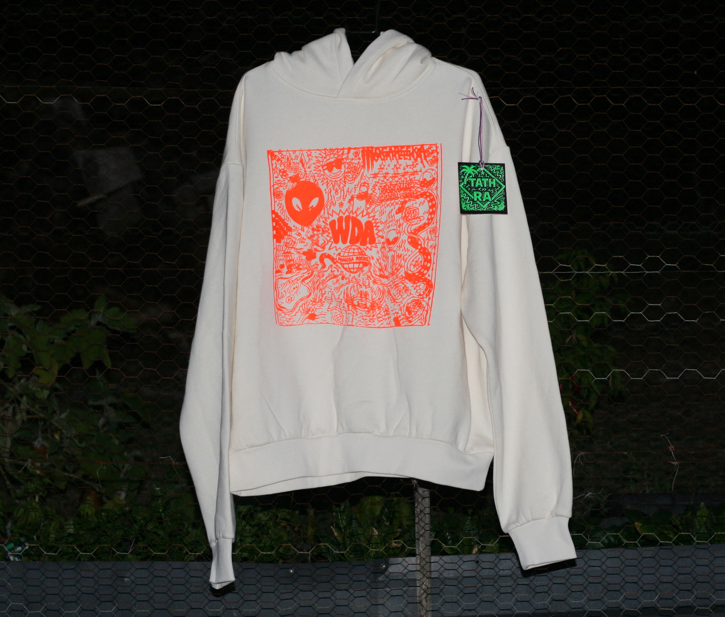 ROLL THE DICE HOOD - NATURAL